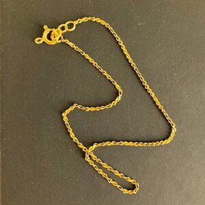 Pretty signed bracelet in 10K solid gold